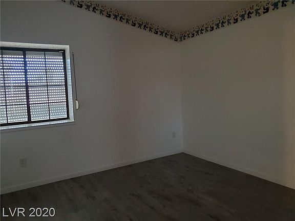 4th image of 3176 Carmelita Cir