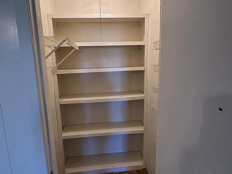 222 Jefferson St — Photo 10