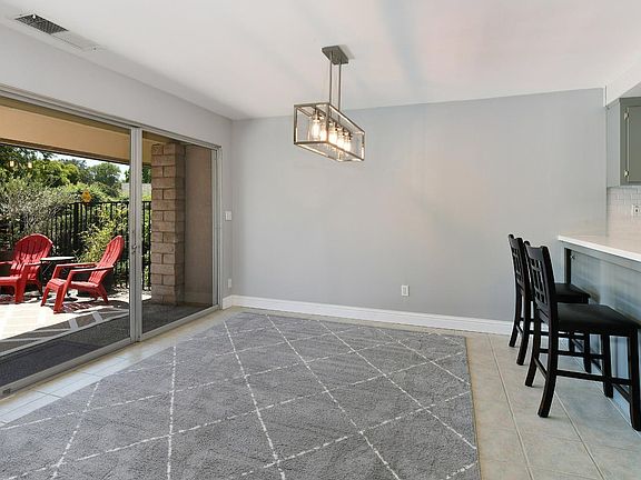 4th image of 411 - C Las Casitas Court #C