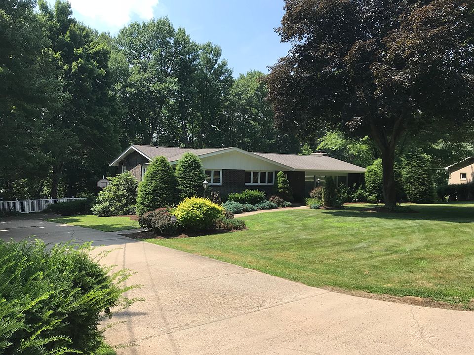 1st image of 116 Iroquois Dr