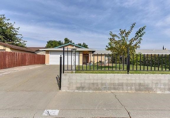 4th image of 4213 Glascow Dr
