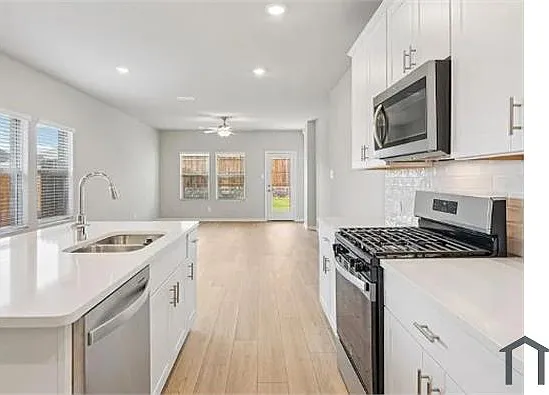 6002 Belchamp Dr — Photo 4