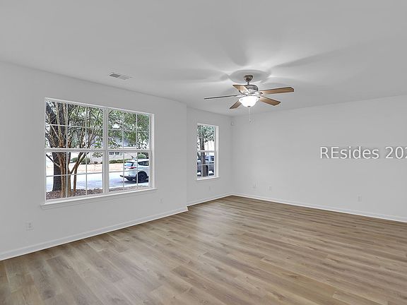 5th image of 120 Slater St