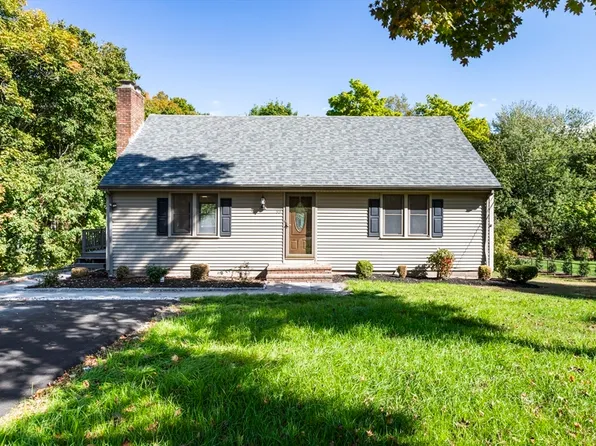 99 Lyman St, North Attleboro, MA 02760