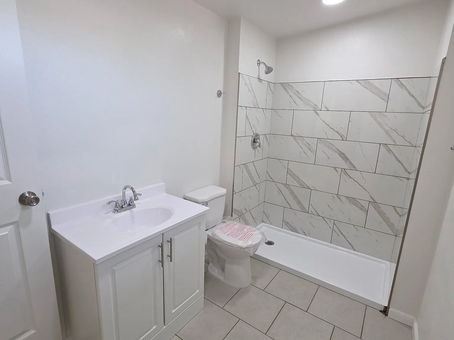 2 bed, 750 sqft, $1,900 — Photo 4