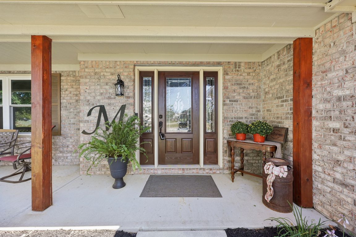 next background image