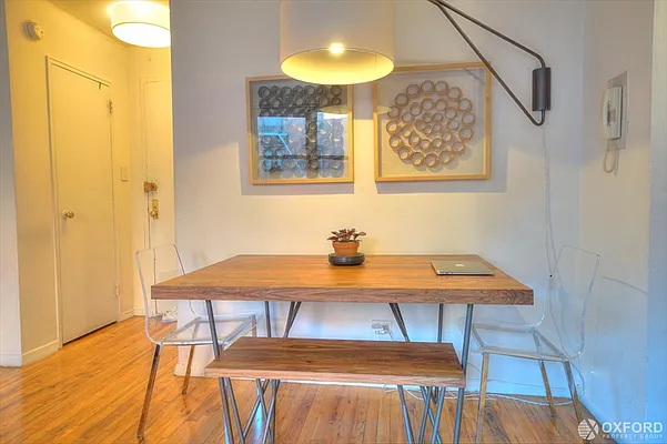 Rented by Oxford Property Group | media 13