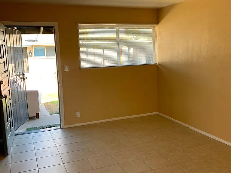 7107 N 53rd Ave — Photo 9