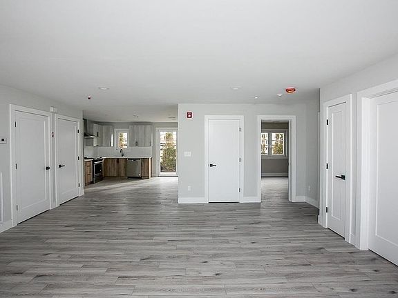 5th image of 170 W Montauk Hwy #26