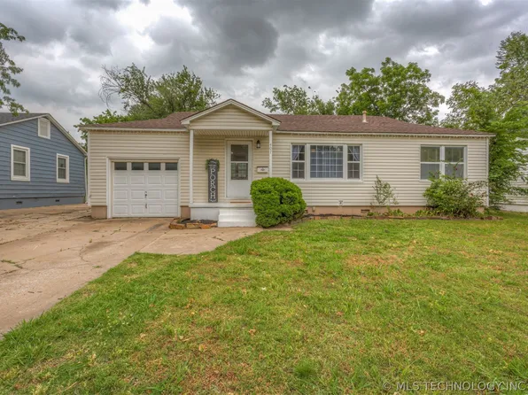 407 N Cedar St, Owasso, OK 74055