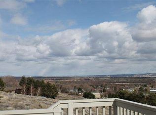 721 S 48th Ave, West Richland, WA 99353