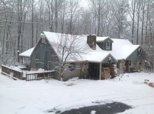 151 Pine Ridge Ln, Fayetteville, PA 17222