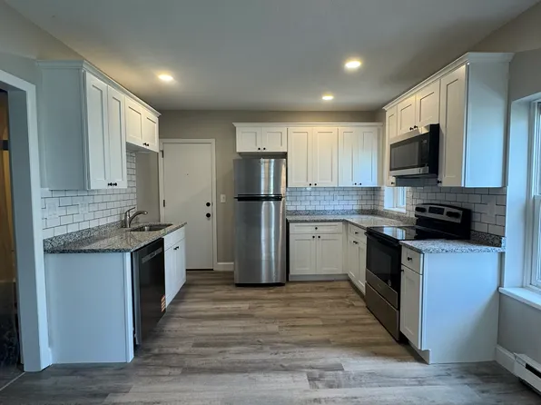 18 Orchard St #3, Northampton, MA 01060