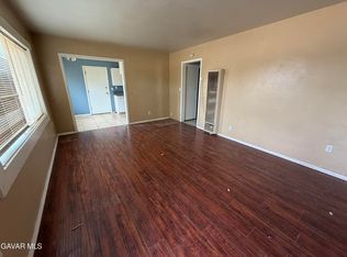 5056 W Avenue K #12, Lancaster, CA 93536