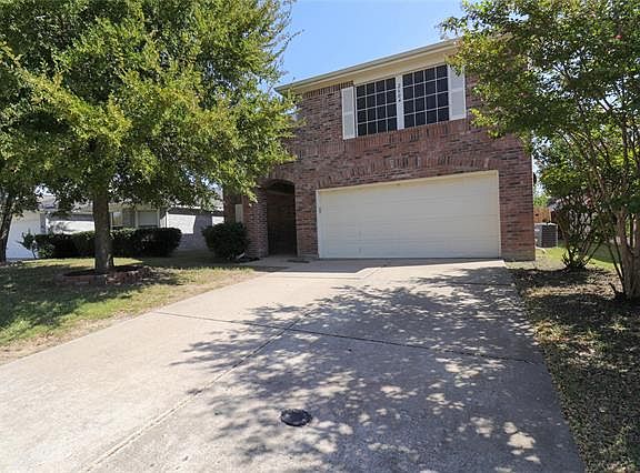 2nd image of 2604 Terrace Dr