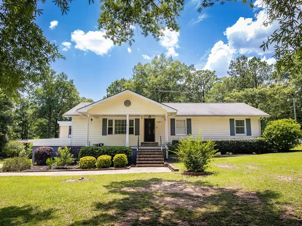 3071 Lee Road 379, Smiths Station, AL 36877