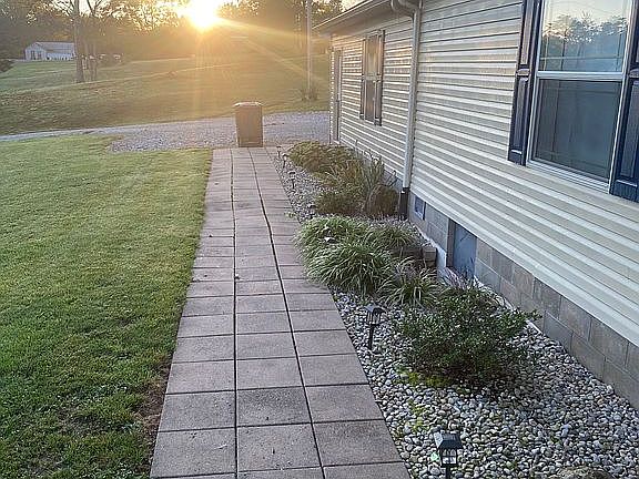 Front walkway 