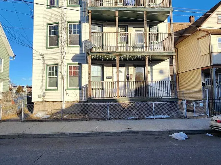 266 Brooks St #2 — Photo 1