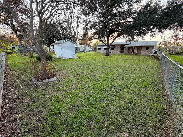 2606 Tillie Dr — Photo 15