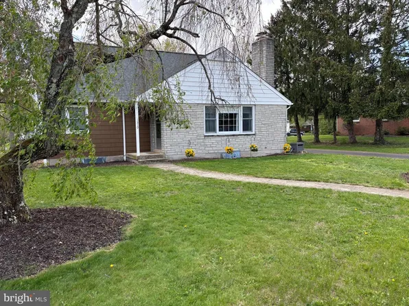 1310 2nd Ave, Gilbertsville, PA 19525