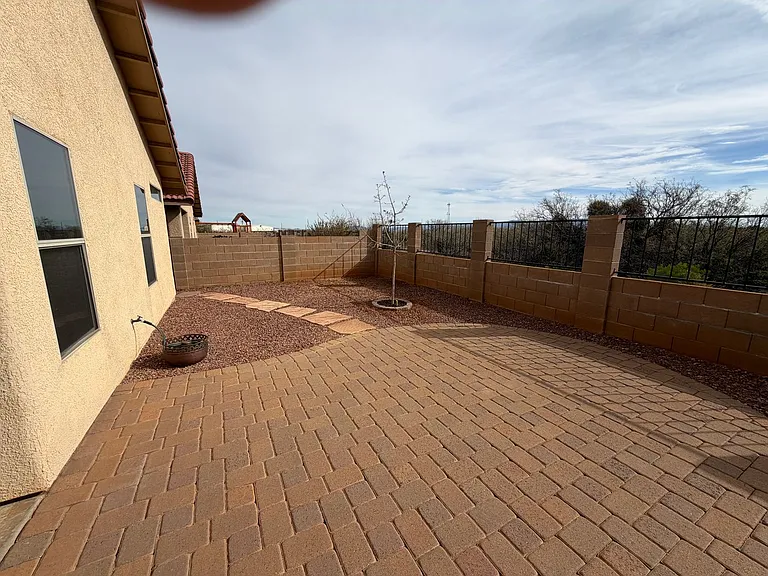 4662 Redwood St — Photo 19