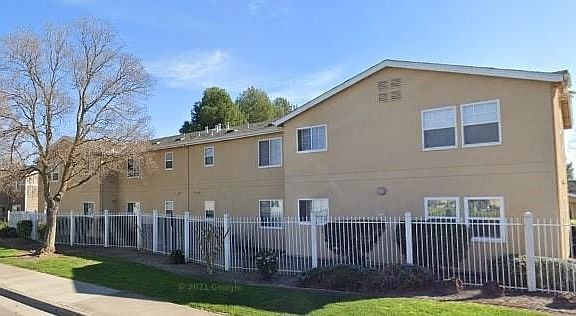 4th image of 5710 66th Ave #5710