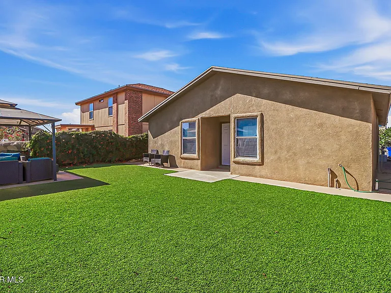 14181 Tierra Halcon Dr — Photo 35