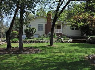 2118 Wards Creek Rd, Rogue River, OR 97537