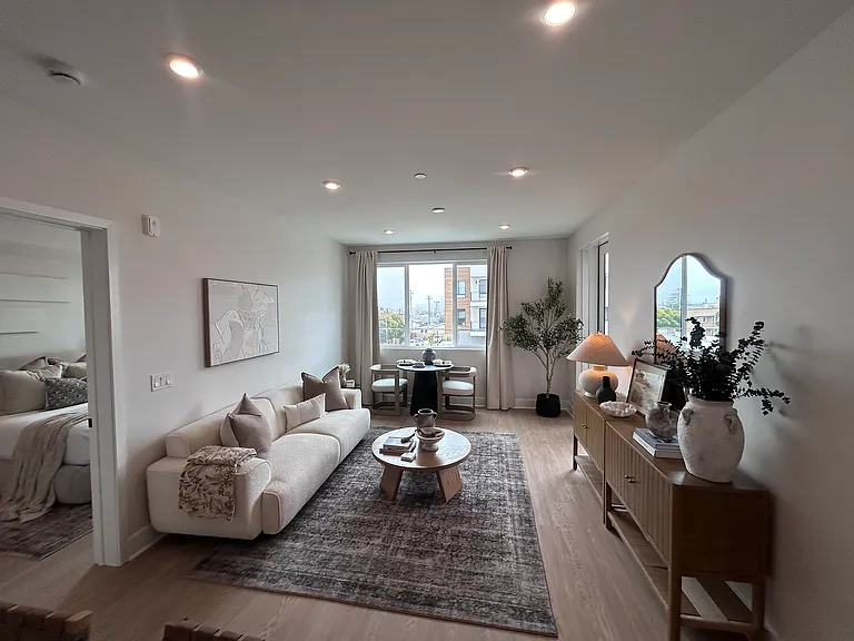 401 Grand Ave W #407 — Photo 4