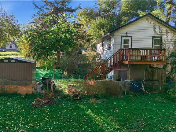 4th image of 3203 70th St