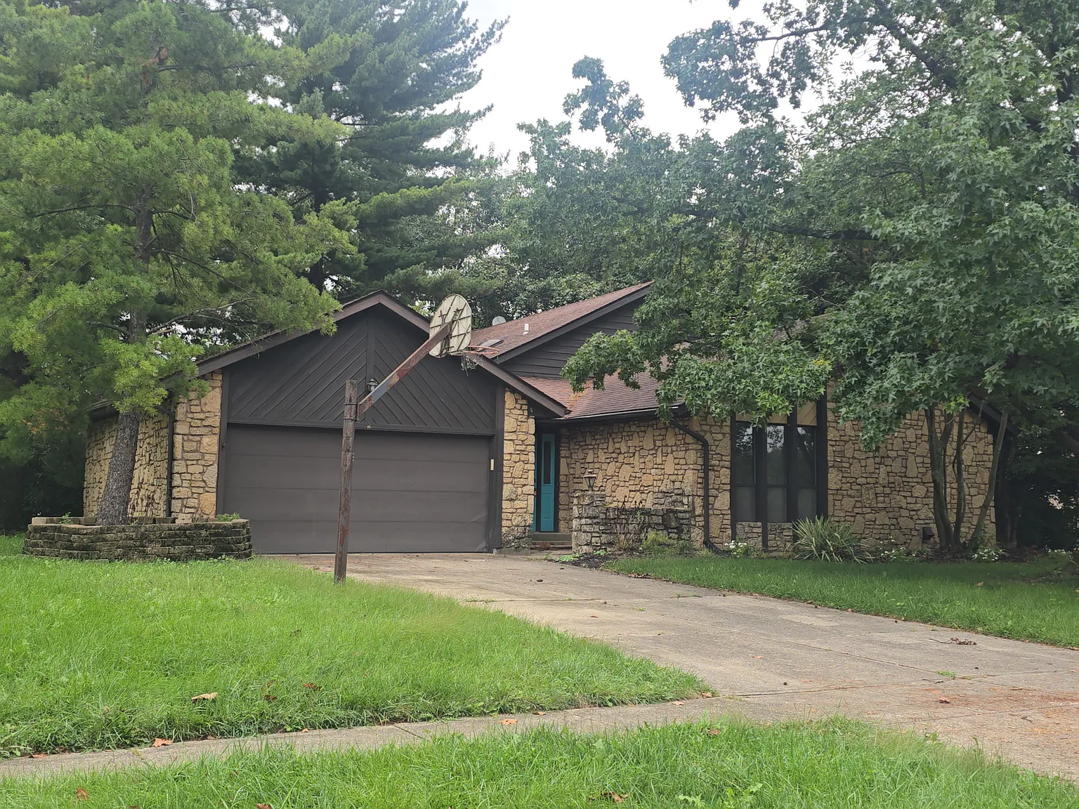 3 bed, 2.5 bath, 1481 sqft, $2,675 — Photo 3