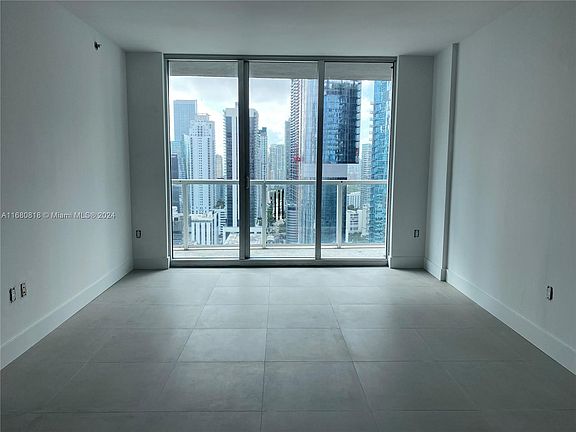 4th image of 55 SE 6th St APT 3504