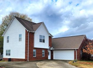 2811 Best Rd, Maryville, TN 37803