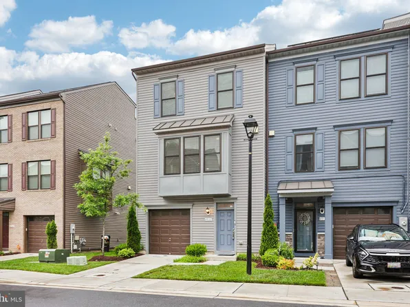 4936 Vista Glen Ln, Lanham, MD 20706