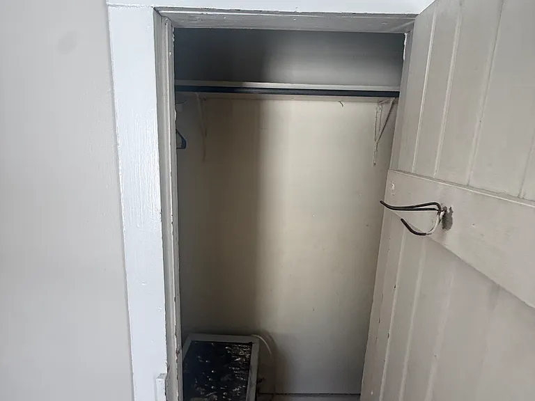 28 Midland St #1 — Photo 8