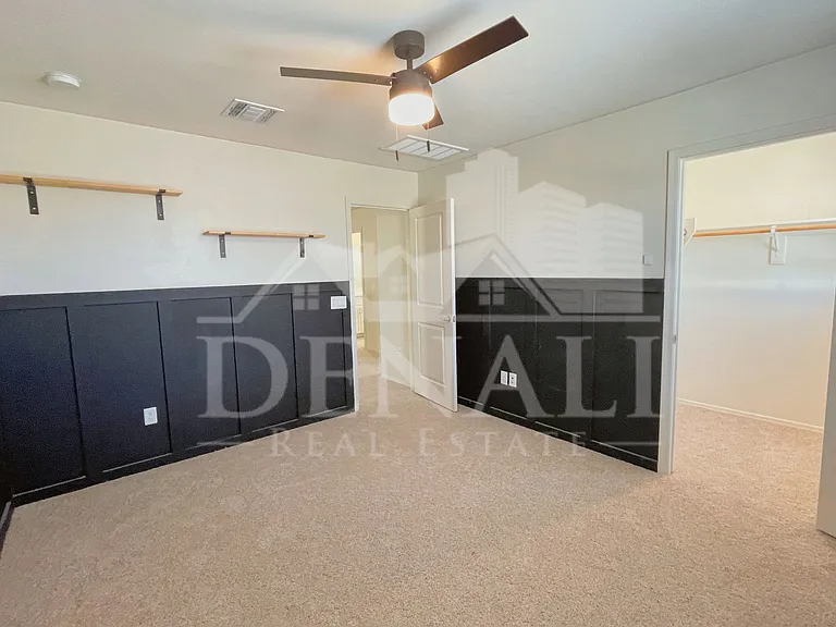 866 E Artesia Pl — Photo 22