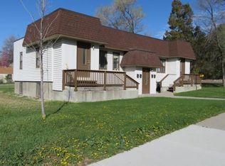 1048 N 23rd St, Billings, MT 59101