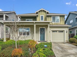 201 Christina Ln, Santa Rosa, CA 95403