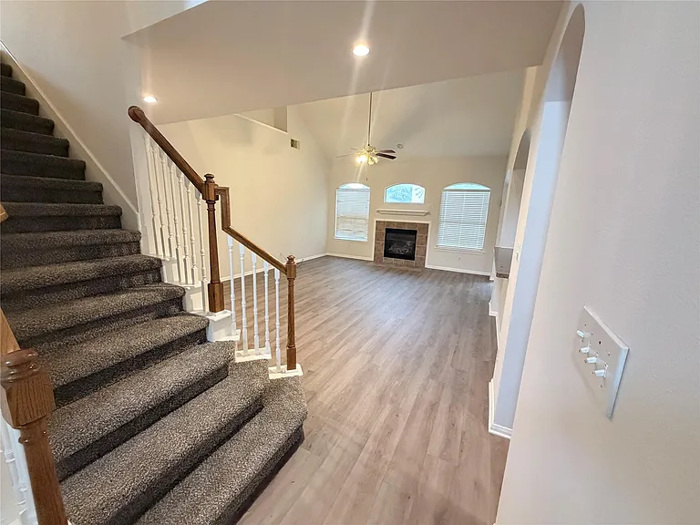 17407 S Sienna Cove Ln — Photo 6