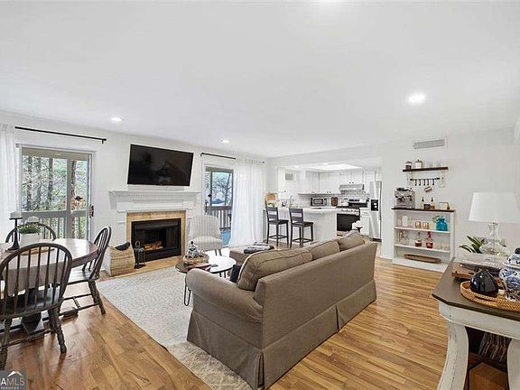 5th image of 74 Fair Haven Way SE