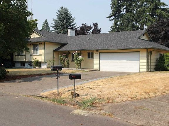 2nd image of 13208 NE 20th St