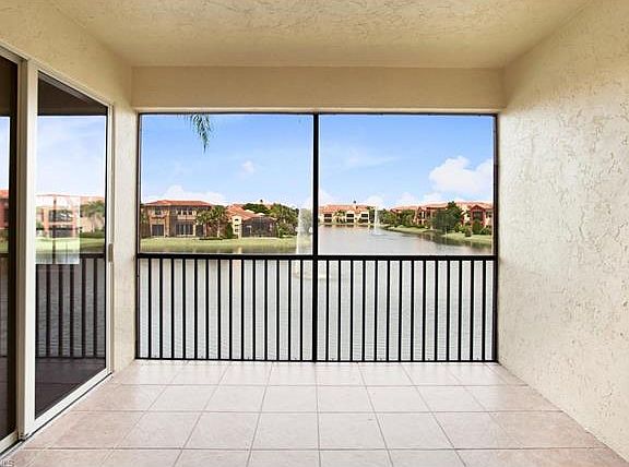 2nd image of 8598 Via Lungomare Cir Unit 203
