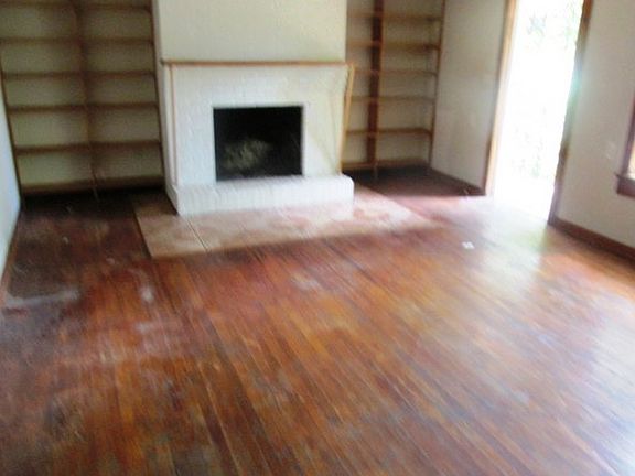 5th image of 268 Beachview Dr