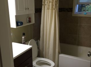 2051 N Woodstock St APT 302, Arlington, VA 22207