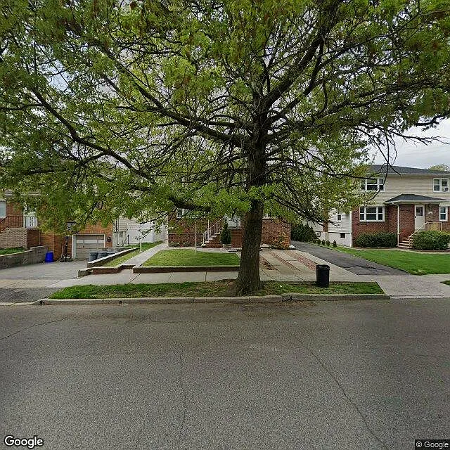 360 New York Ave #1