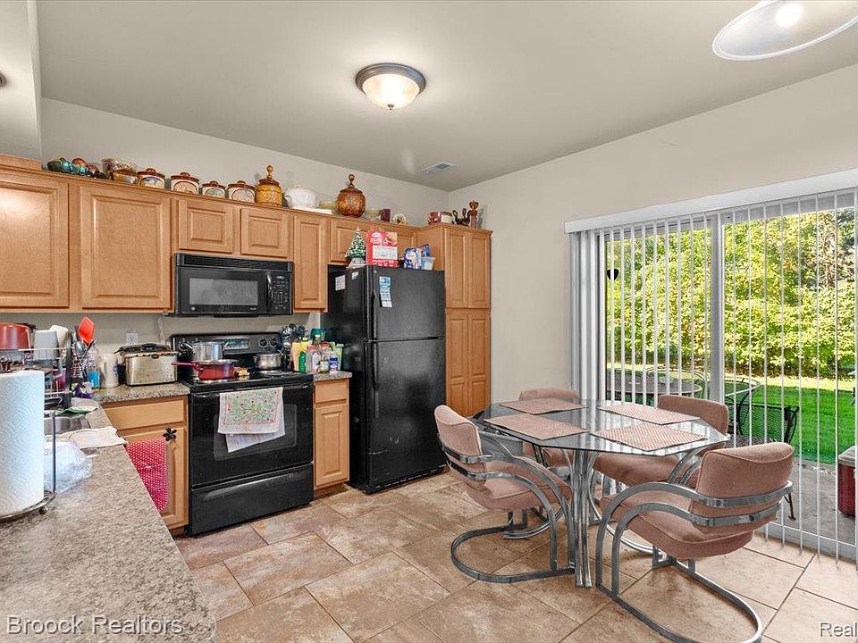 1151 Chestnut St, photo 11