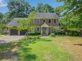 628 Levenhall Dr, Fayetteville, NC 28314