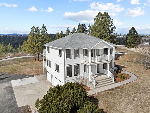 3rd image of 6020 E Lincoln Ln