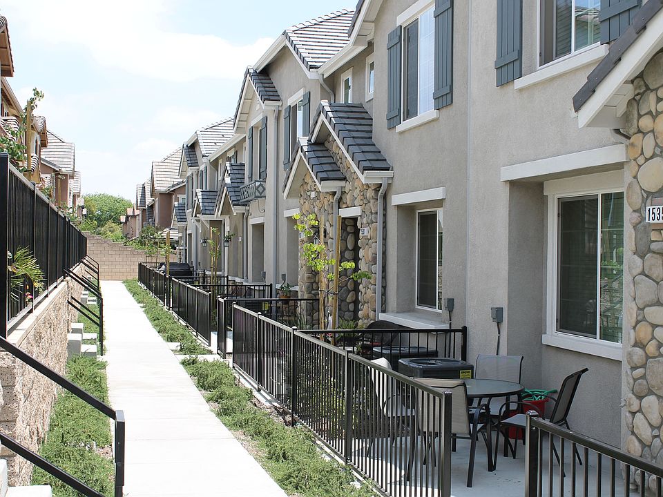1st image of 1521 Barcelona Ct