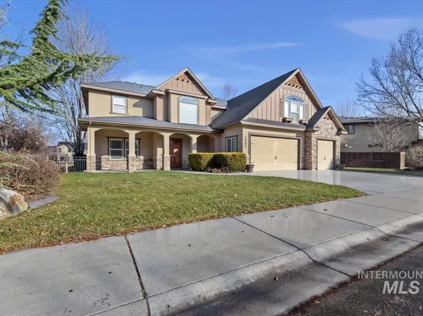1082 E Azan St, Meridian, ID 83646